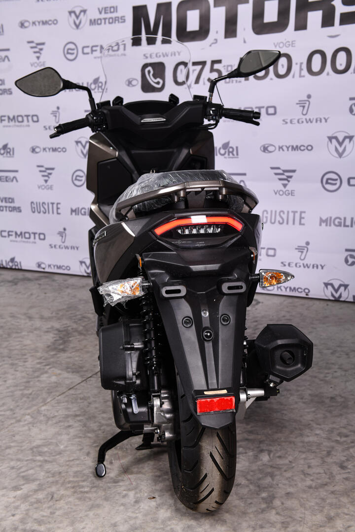 KYMCO SKY TOWN 125 - Image 5